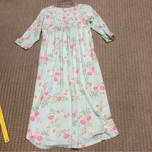 Miss Elaine Nightgown Sz M